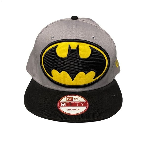 Official New Era Batman Logo DC Comics Bobble Beanie tricoté Super Hero Hat Cap Official New Era Batman Logo DC Comics Bobble Beanie tricoté Super Hero Hat Cap